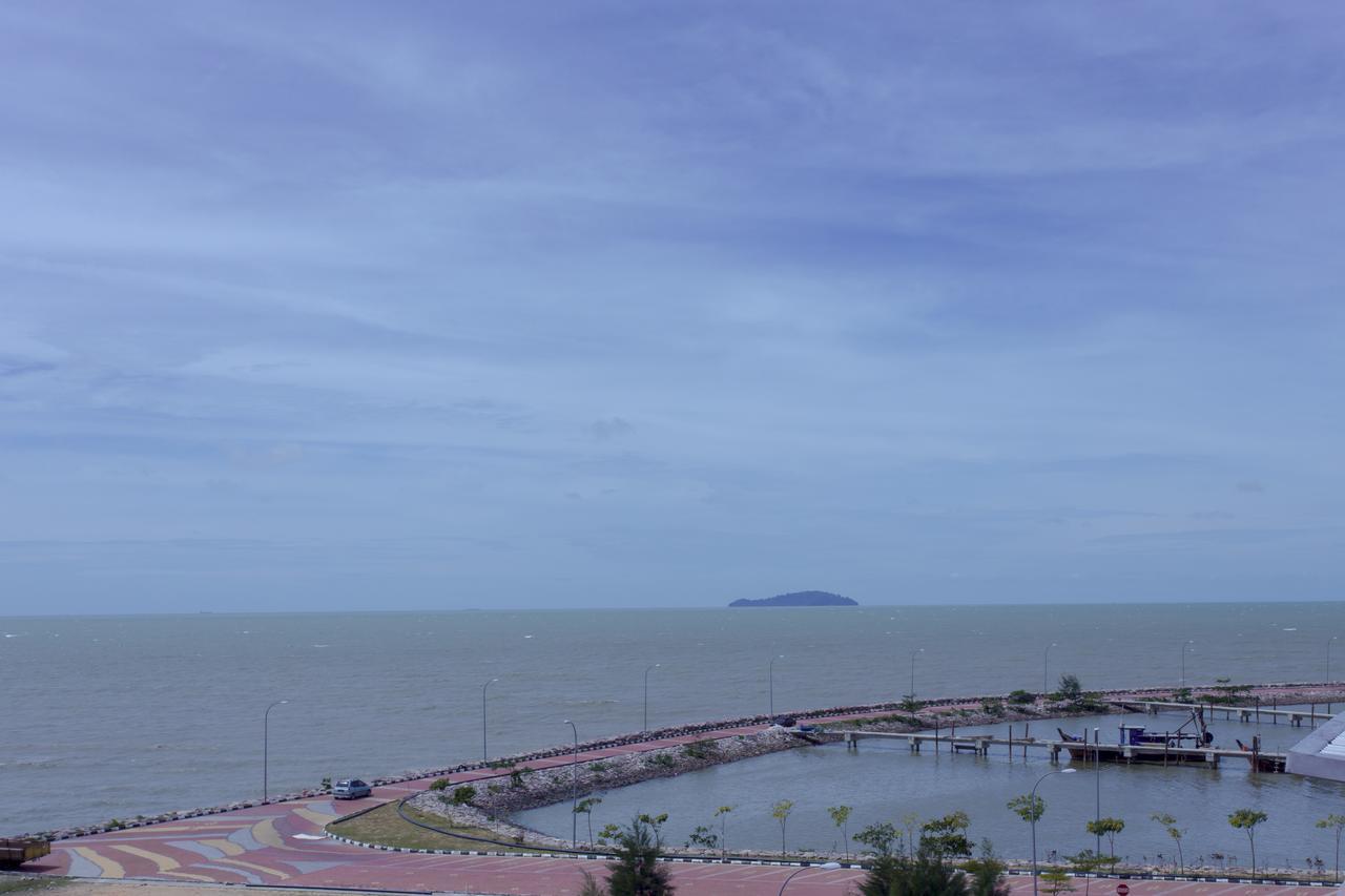 Aloha Hotel Sdn Bhd Pontian Kechil Exterior foto
